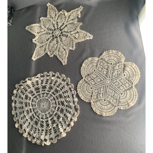 Vintage Crochet Lace Doilies Set of 3 Round & Starburst Patterns 10-12 Inches - Picture 1 of 15